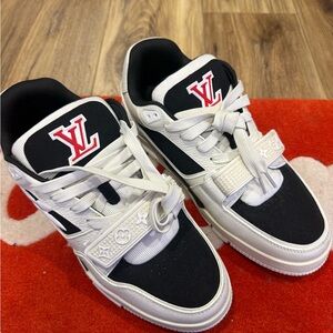 Black and White Louis with Red Logo